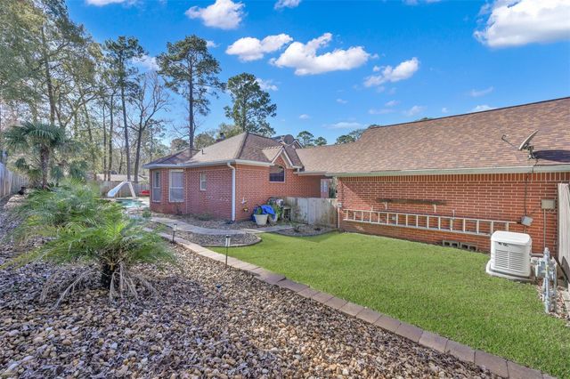 190 Park Way, Montgomery, TX 77356