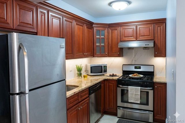 132-15 41st Avenue 4C, Flushing, NY 11355