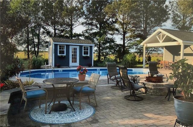 2820 Camarillo LN, Virginia Beach, VA 23456