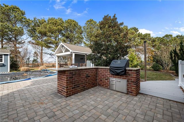 2820 Camarillo LN, Virginia Beach, VA 23456