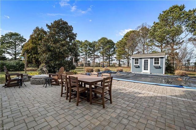 2820 Camarillo LN, Virginia Beach, VA 23456