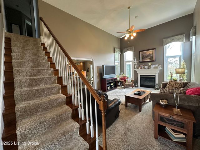 526 Michigan Ave, Elizabethtown, KY 42701