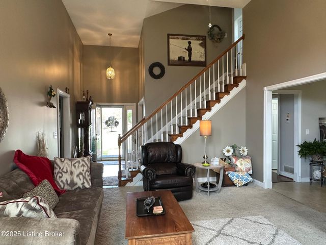 526 Michigan Ave, Elizabethtown, KY 42701