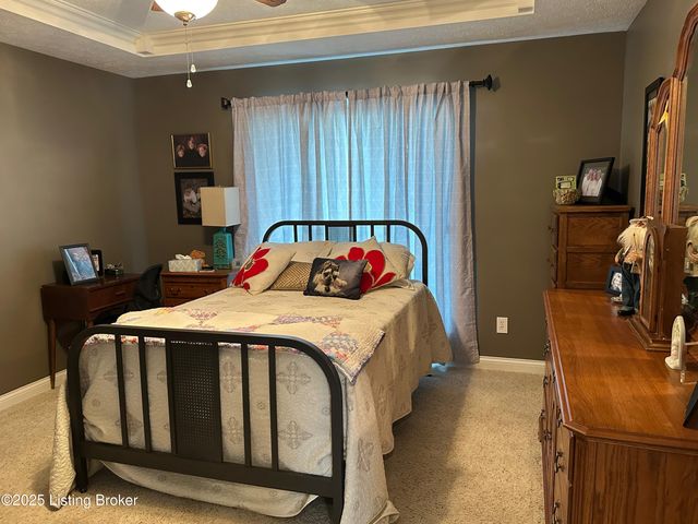 526 Michigan Ave, Elizabethtown, KY 42701