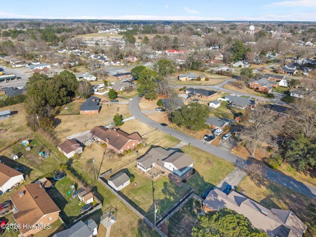 4130 Terrace Drive, Ayden, NC 28513