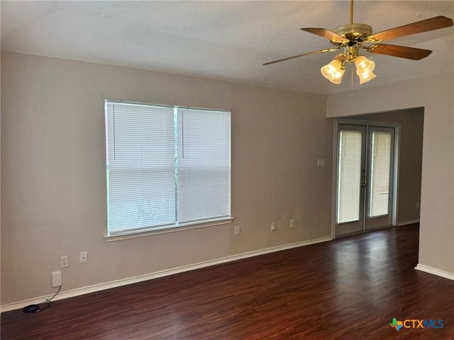 2301 Flintstone Circle, Killeen, TX 76543