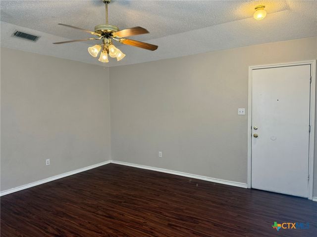 2301 Flintstone Circle, Killeen, TX 76543