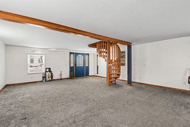 224 Pleasant Avenue, Caledonia, MI 49316