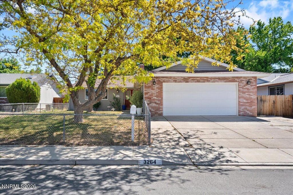 Image 3 of property listing at 3264 Sandy Street, Sparks, NV 89431