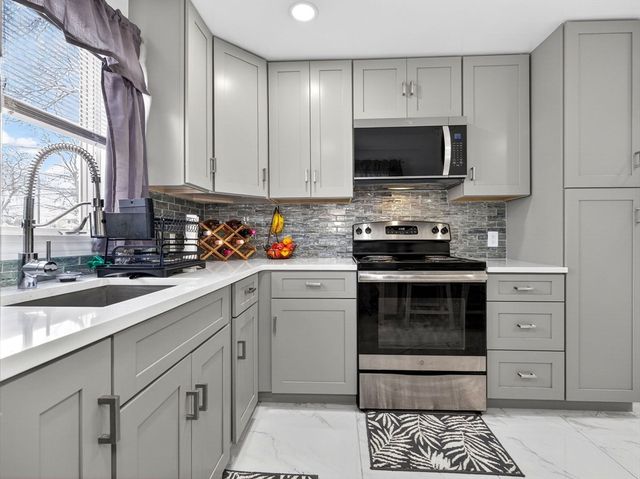 19 Melba Way, Boston, MA 02136