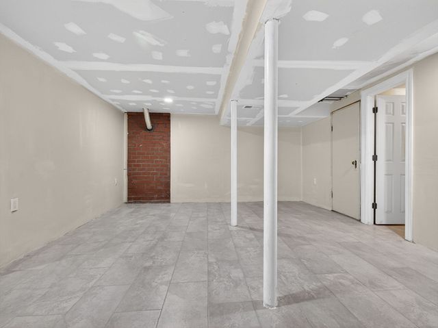 19 Melba Way, Boston, MA 02136