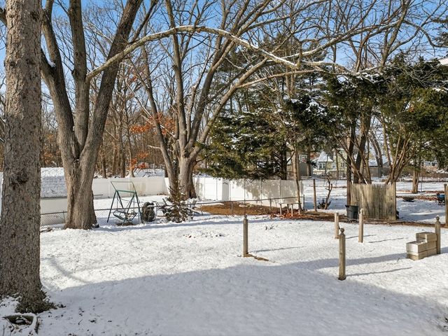 19 Melba Way, Boston, MA 02136