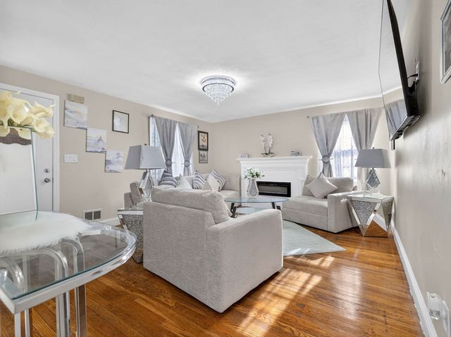 19 Melba Way, Boston, MA 02136