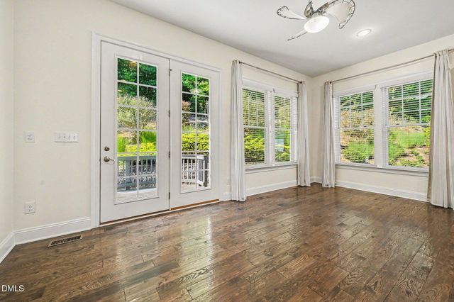 137 Lystra Grant Court, Chapel Hill, NC 27517