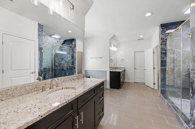 137 Lystra Grant Court, Chapel Hill, NC 27517