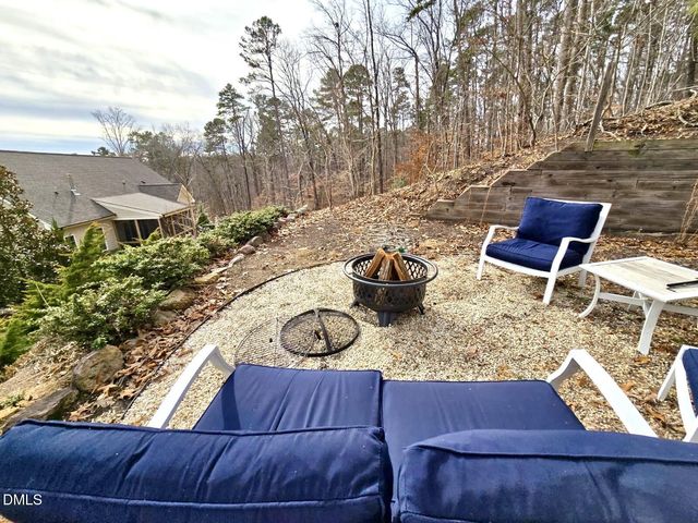 137 Lystra Grant Court, Chapel Hill, NC 27517