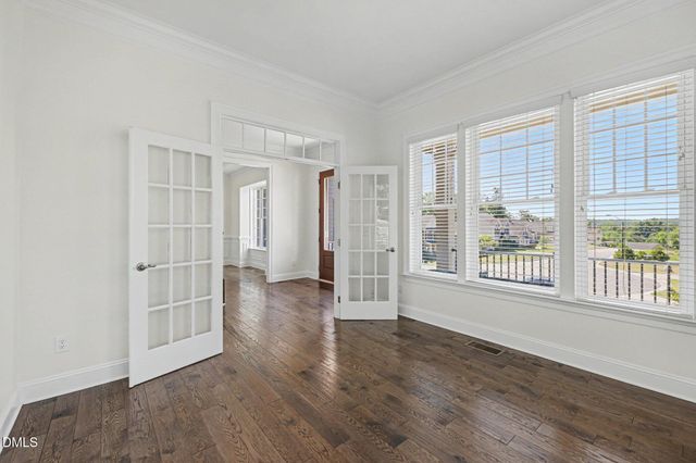 137 Lystra Grant Court, Chapel Hill, NC 27517
