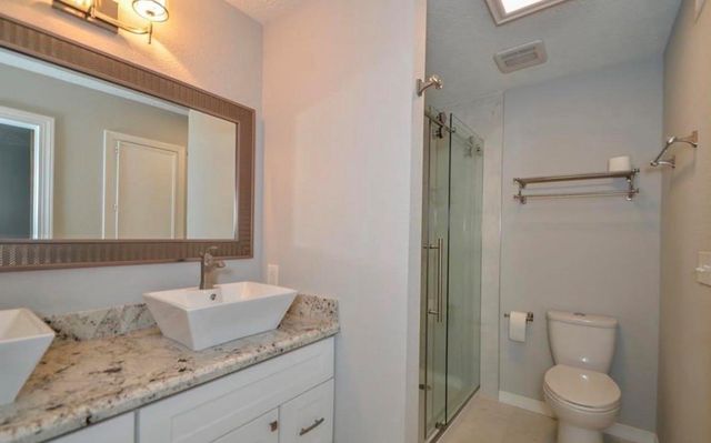 215 County Road 193, Alvin, TX 77511