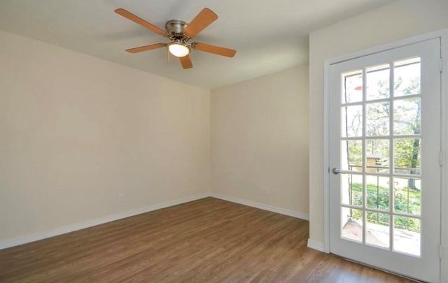 215 County Road 193, Alvin, TX 77511