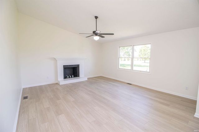 4707 S 980 E Road, Windfall, IN 46076