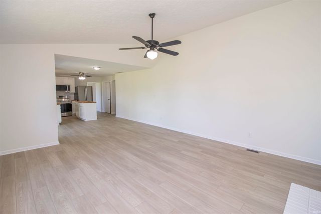 4707 S 980 E Road, Windfall, IN 46076