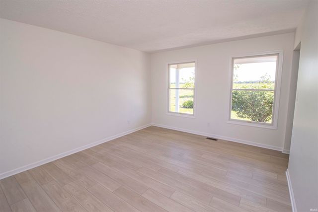 4707 S 980 E Road, Windfall, IN 46076