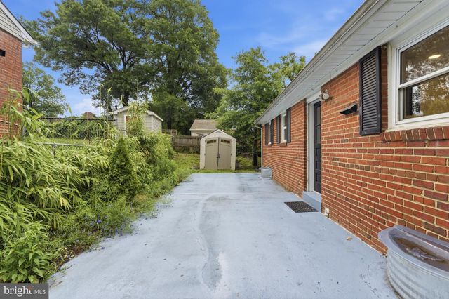 6922 EMERSON ST, Hyattsville, MD 20784