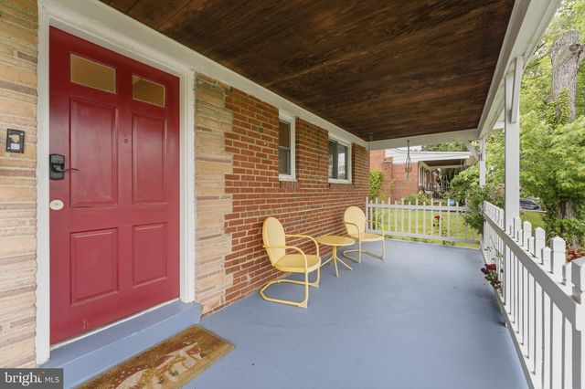 6922 EMERSON ST, Hyattsville, MD 20784
