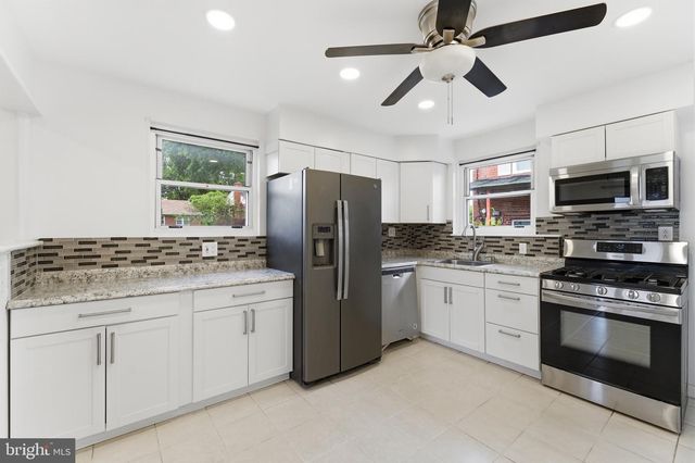 6922 EMERSON ST, Hyattsville, MD 20784