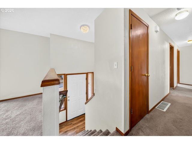 3857 Se 136TH Ave, Portland, OR 97236