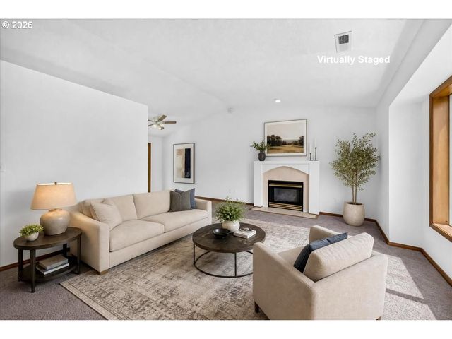 3857 Se 136TH Ave, Portland, OR 97236