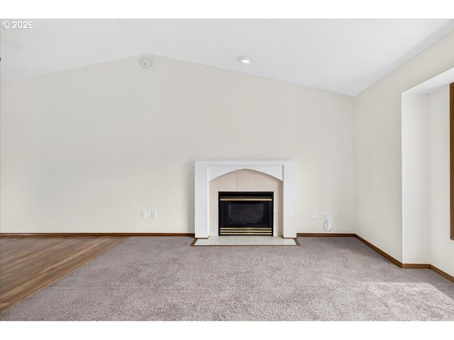 3857 Se 136TH Ave, Portland, OR 97236
