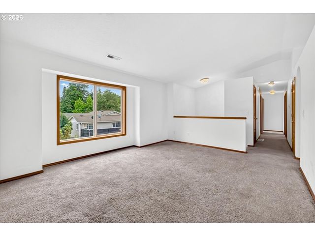 3857 Se 136TH Ave, Portland, OR 97236