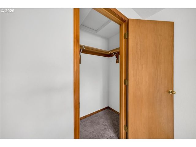 3857 Se 136TH Ave, Portland, OR 97236