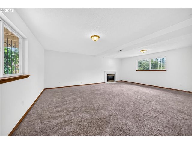 3857 Se 136TH Ave, Portland, OR 97236