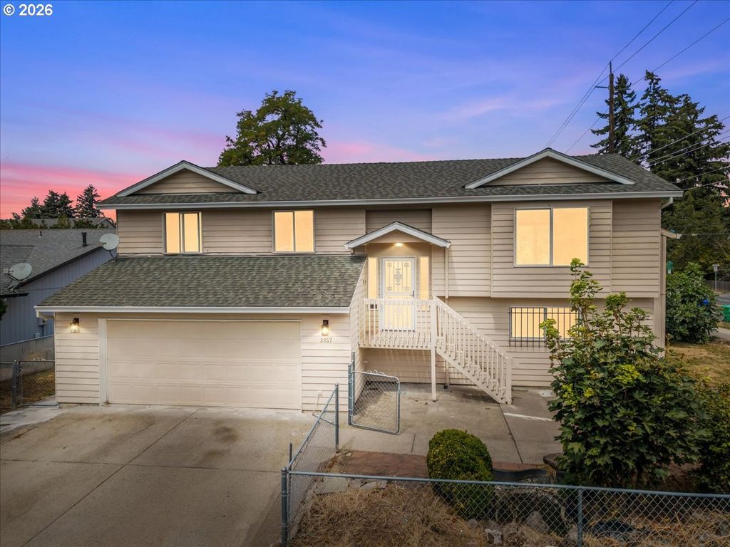 3857 Se 136TH Ave, Portland, OR 97236