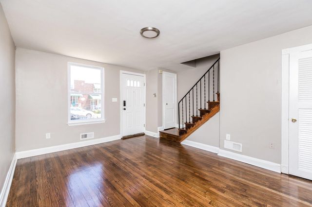 3233 KENTUCKY AVE, Baltimore, MD 21213