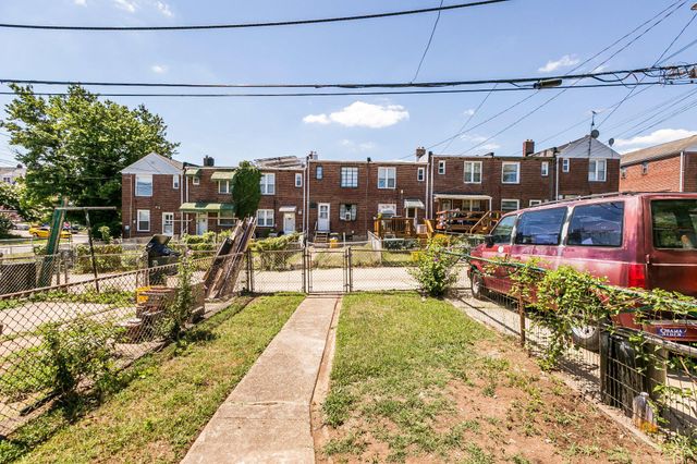 3233 KENTUCKY AVE, Baltimore, MD 21213