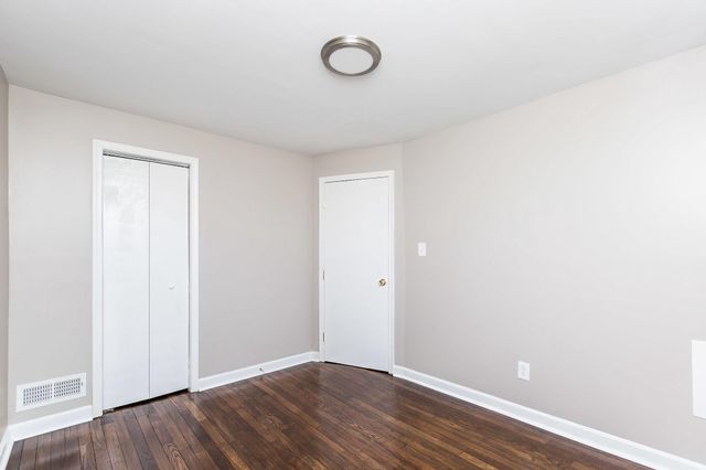 3233 KENTUCKY AVE, Baltimore, MD 21213