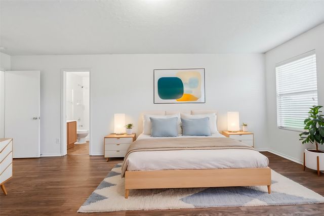 327 Deer Run Drive, Sanger, TX 76266