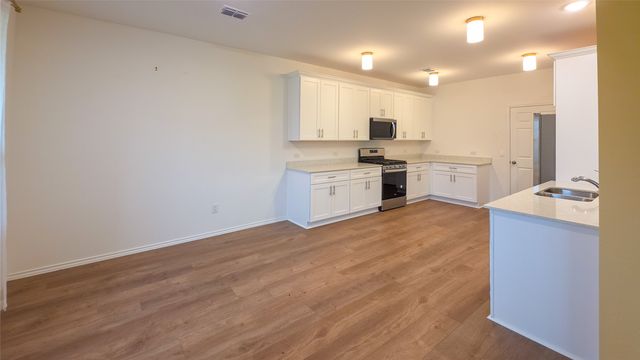 2421 Castlebar Drive, Princeton, TX 75407