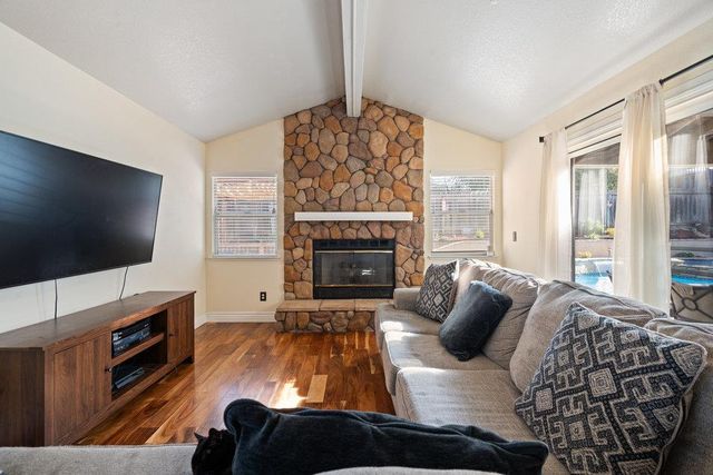 1091 Nez Perce Drive, Hollister, CA 95023