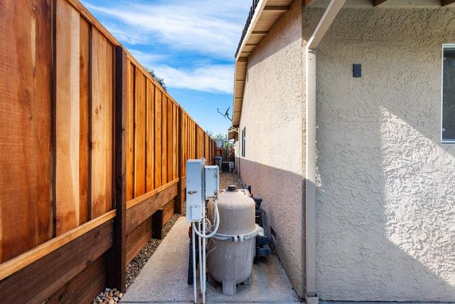 1091 Nez Perce Drive, Hollister, CA 95023