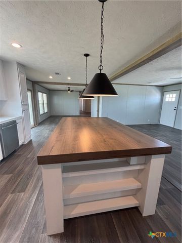 4929 Bronco Ridge, San Marcos, TX 78666