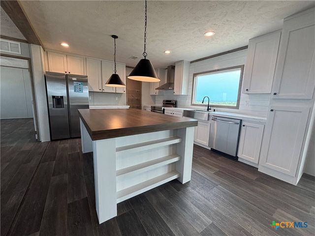 4929 Bronco Ridge, San Marcos, TX 78666