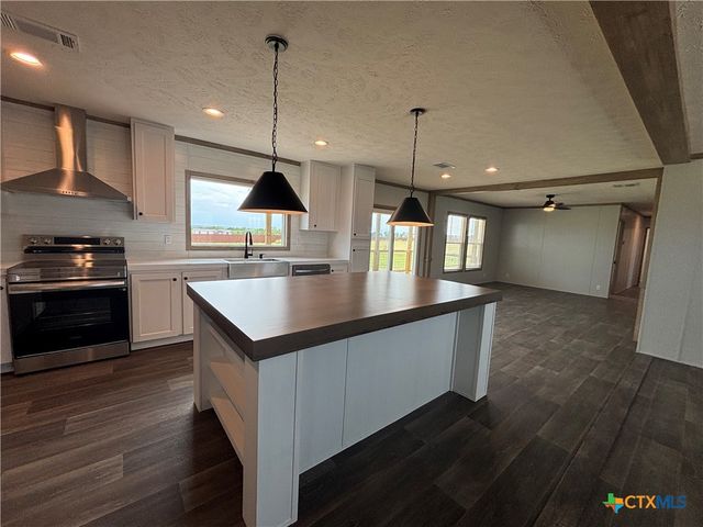 4929 Bronco Ridge, San Marcos, TX 78666