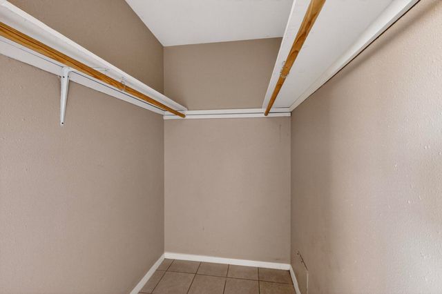 8 W Townhouse Lane 32, Grand Prairie, TX 75052