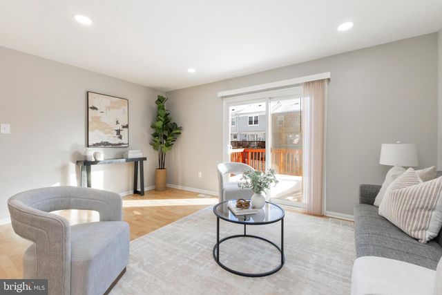 2777 GROVEMORE LN, Vienna, VA 22180