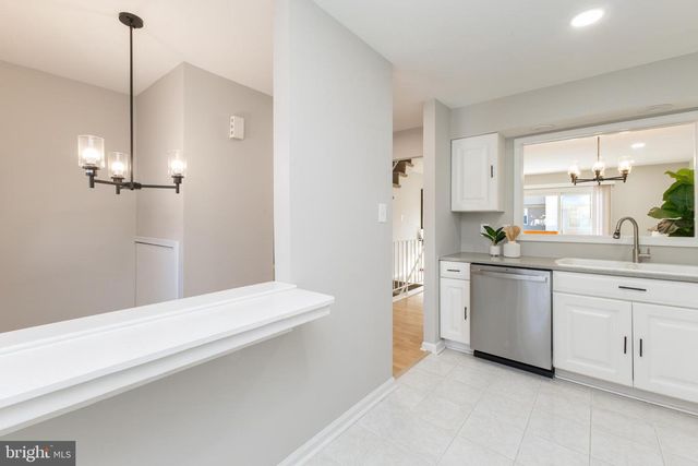 2777 GROVEMORE LN, Vienna, VA 22180