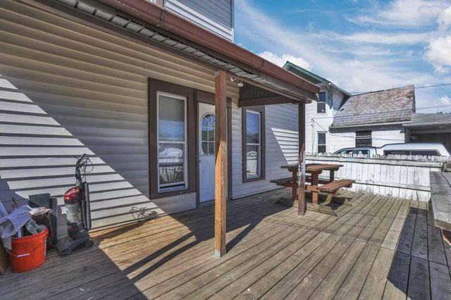 60 Dewey Avenue, Newark, OH 43055